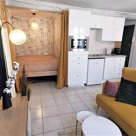 Studio, Carcassonne, Centre Апартаменты Каркассон
